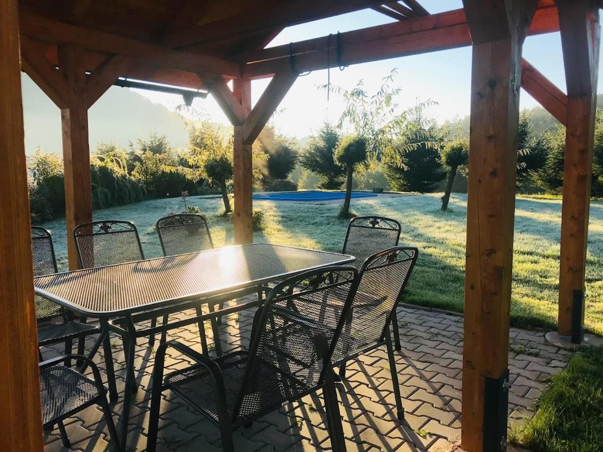 Apartman V Chaloupce Na Vrsku Bernsdorf Dış mekan fotoğraf